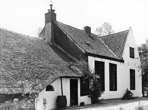 Nieuws: Project Herbouw woonboerderij Maarssen uit de steigers 1958
