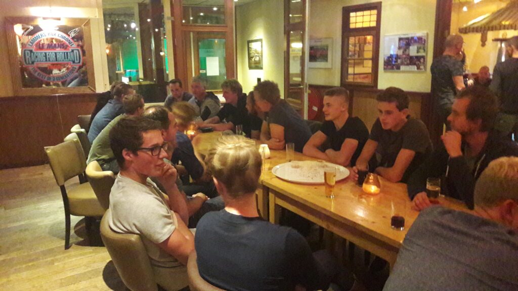 Bouwbedrijf van Engen BV - Personeelsuitje BvE: Timmerman competitie en Coronel Kartracing