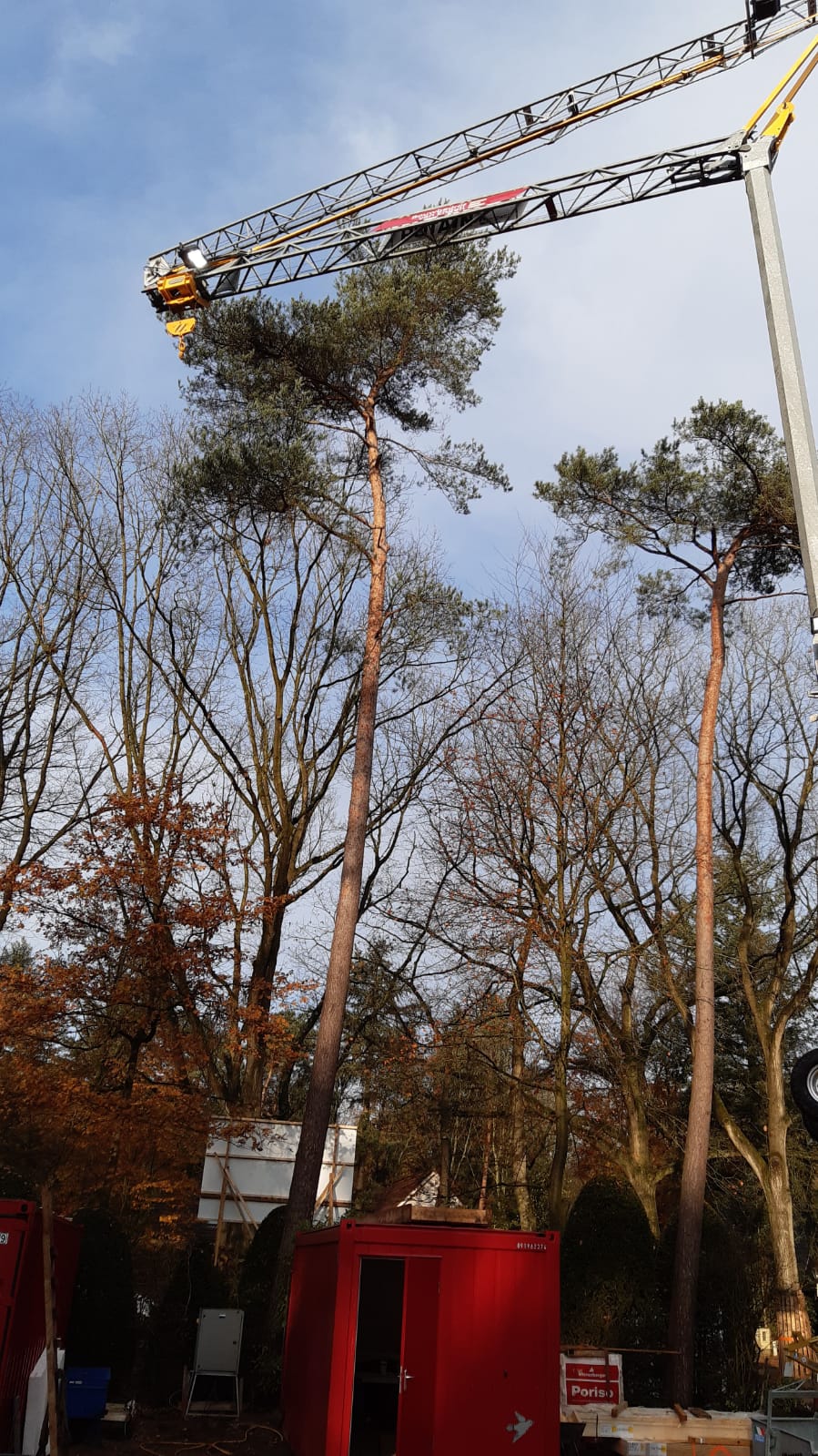 Bouwbedrijf van Engen BV - Ecologische villa, Driebergen-Rijsenburg - Electrische hijskraan in gebruik genomen