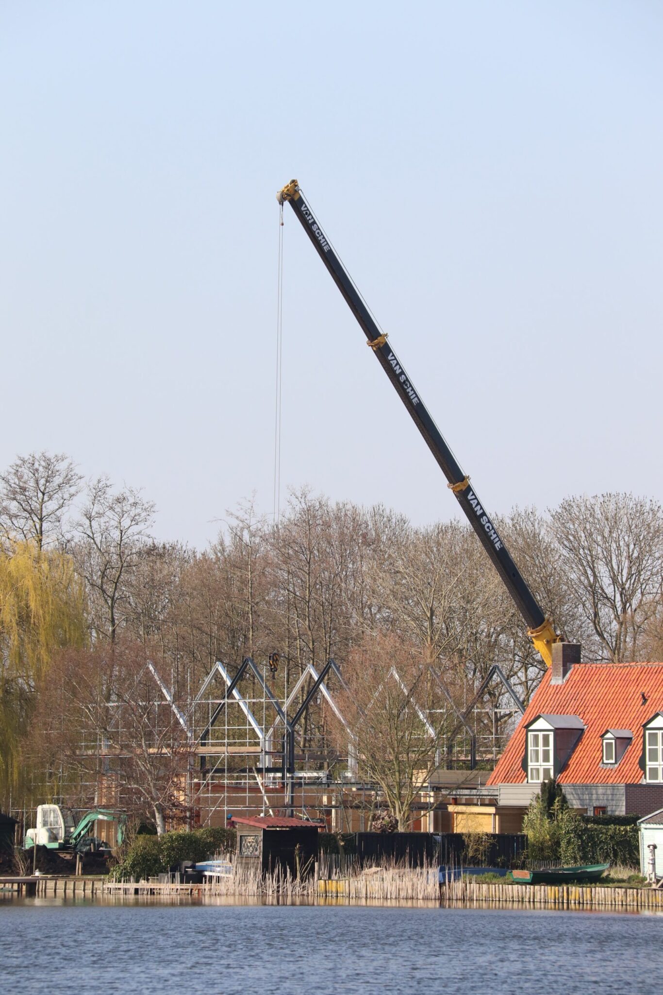 Nieuwsbericht: Casco project Dubbel ecologisch woonhuis Uithoorn de lucht in