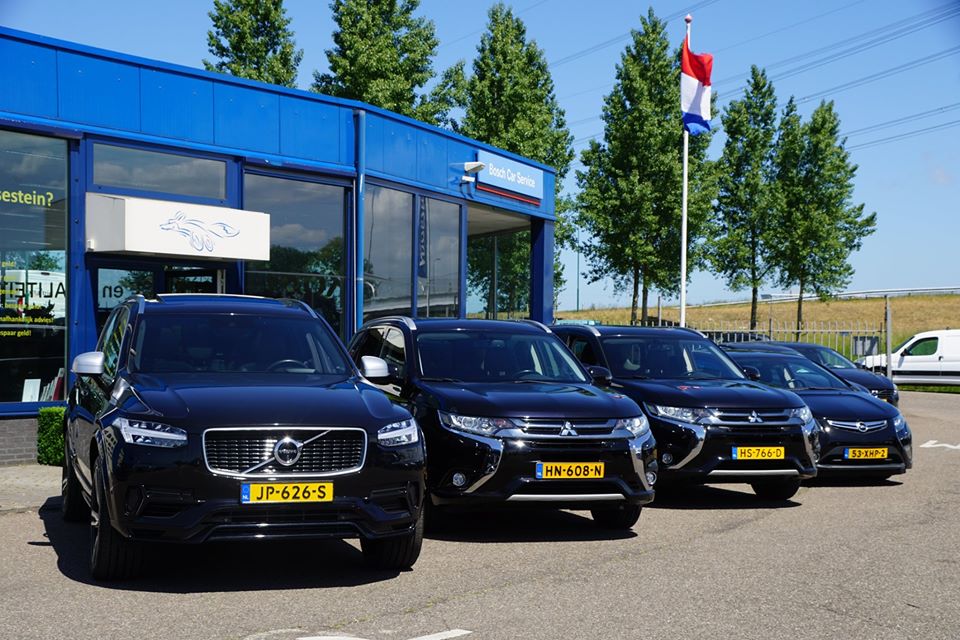 Nieuws: Vernieuwing wagenpark: 4 plug-in hybride auto’s 
