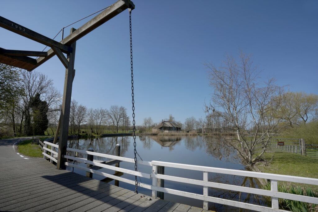 Bouwbedrijf van Engen BV - Duurzaam dijkhuis, het Groene Hart - Robert Koelewijn Fotografie