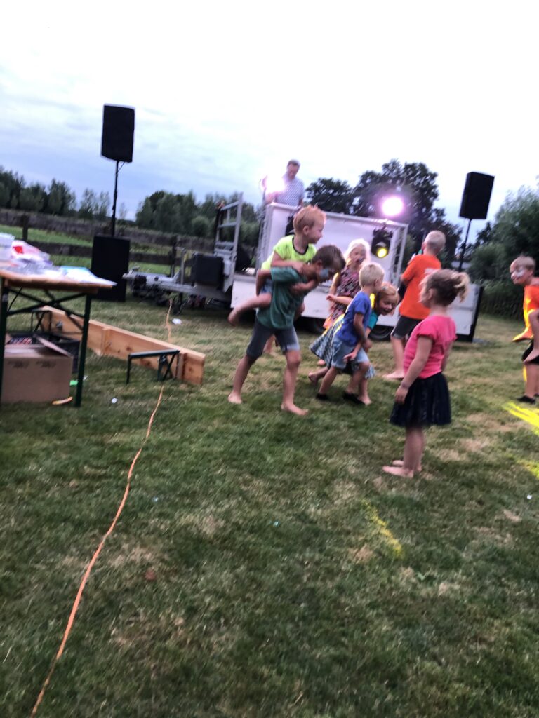 Nieuws - Zomer BBQ met personeel en onderaannemers 2022