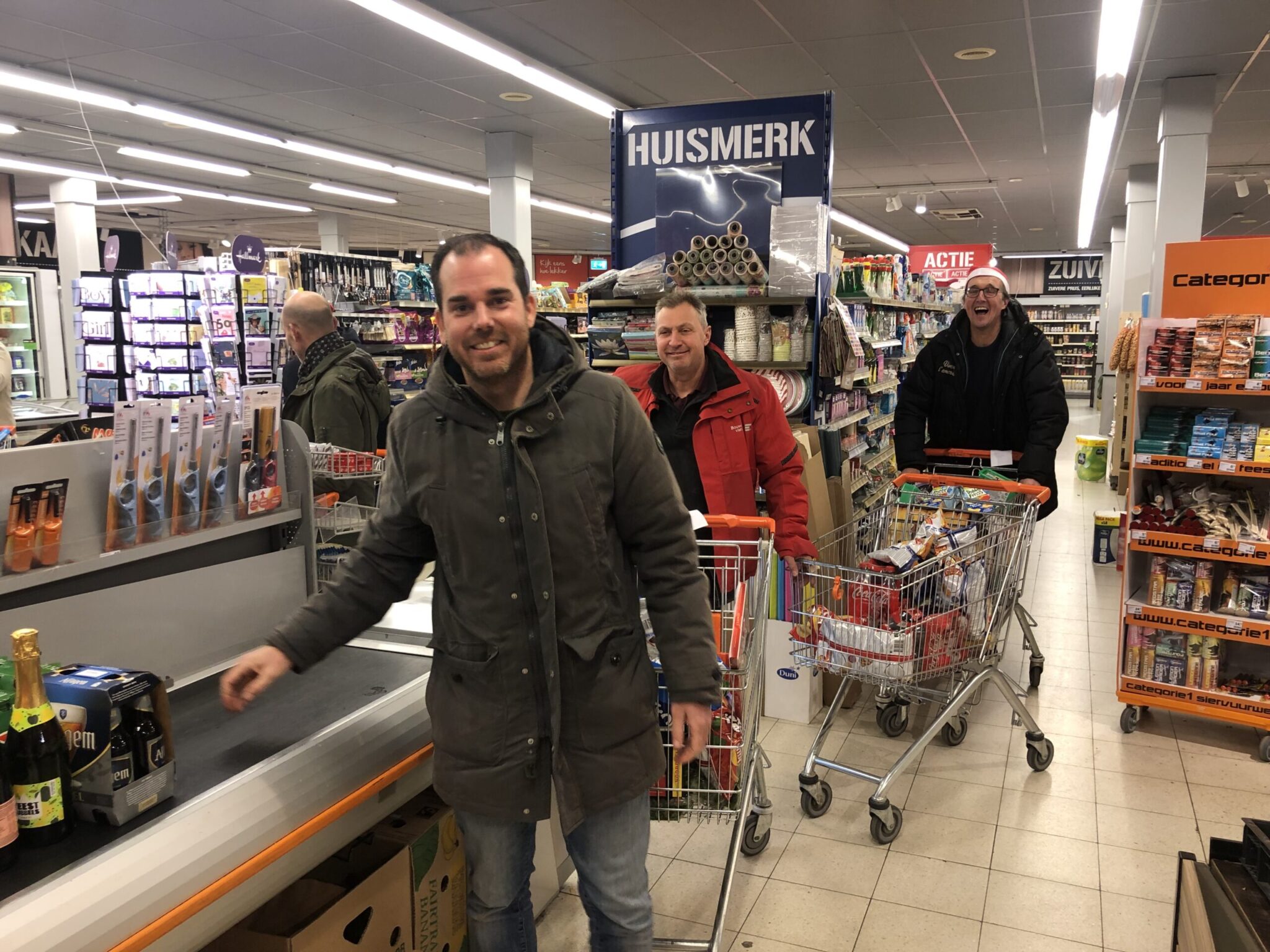 Nieuws - Kerstpakketten avond: 2 min gratis winkelen bij COOP Kockengen!