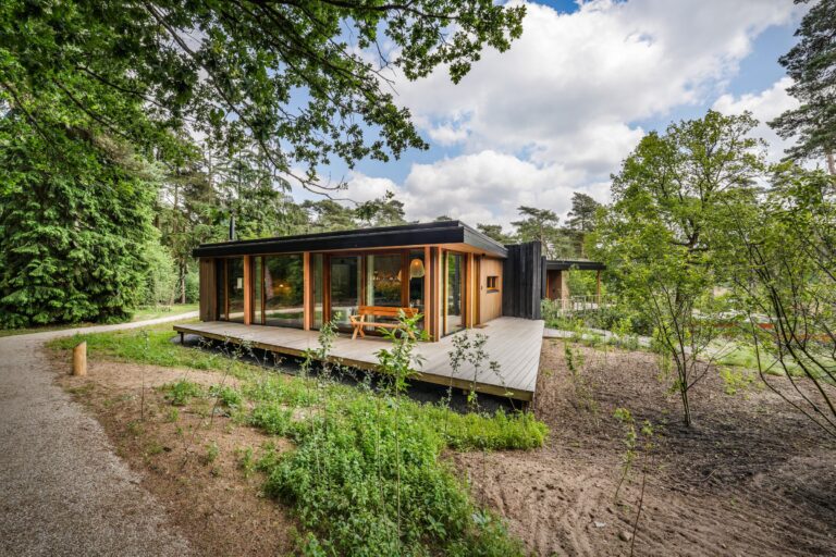 Bouwbedrijf van Engen BV - Ecologisch villa & guesthouse, Utrechtse Heuvelrug - Robert Koelewijn Fotografie