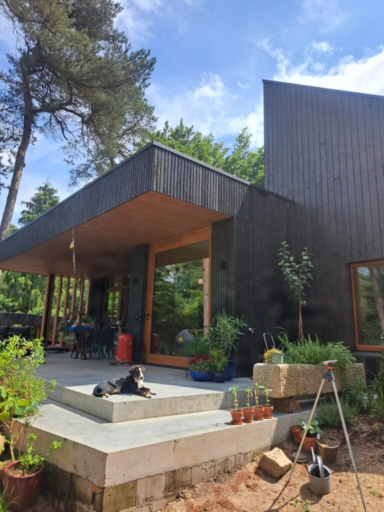 Bouwbedrijf van Engen BV - Ecologische villa en bijgebouw, Maarn