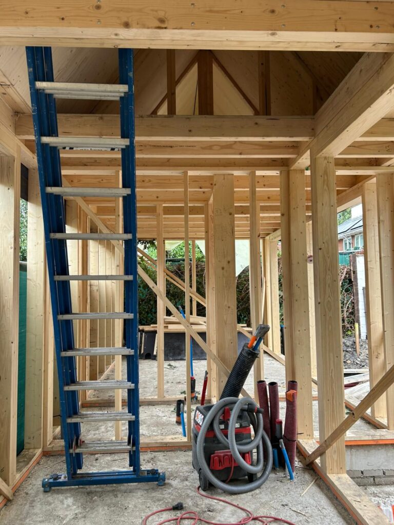 Bouwbedrijf van Engen BV - Verbouwing woonhuis en tuinhuis, Amstelveen