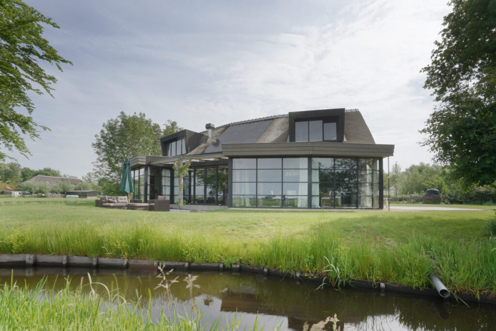 Bouwbedrijf van Engen BV - Polder Panorama woonhuis, Kockengen - Robert Koelewijn Fotografie